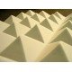 Espuma acústica piramidal 60/95 mm gris crudo - Set de 18