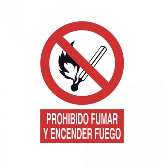 Señal Prohibido fumar y encender fuego