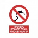 https://www.4mepro.es/24161-medium_default/senal-prohibido-repostar-con-el-motor-en-marcha.jpg
