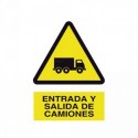 https://www.4mepro.es/24333-medium_default/senal-entrada-y-salida-de-camiones.jpg