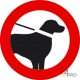 Señal prohibido a los perros incluso con correa 2
